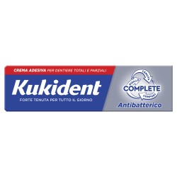Kukident Complete Antibatterico crema adesiva per protesi dentarie 47 g