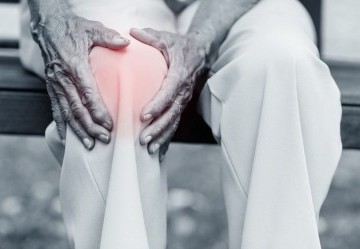 Osteoporosi: cos'è, cause e diagnosi Osteoporosi: cos'è, cause e diagnosi