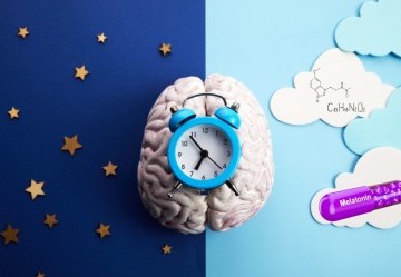 Melatonina: a cosa serve e quando assumerla Melatonina: a cosa serve e quando assumerla