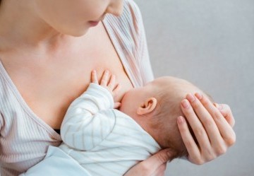 Tutto sull'allattamento: dalla preparazione ai migliori integratori